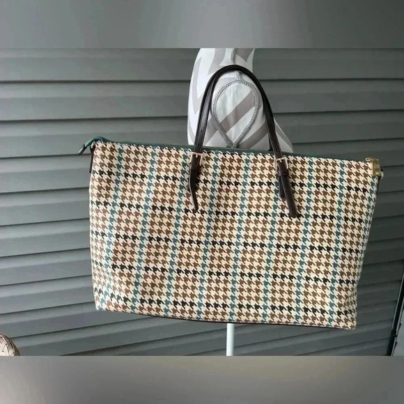 Spartina 449 Houndstooth Travel Bag - Picture 4 of 16